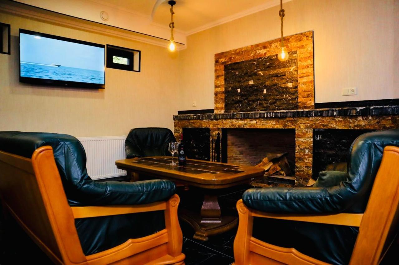 Hotel Evergreen Borjomi Ngoại thất bức ảnh
