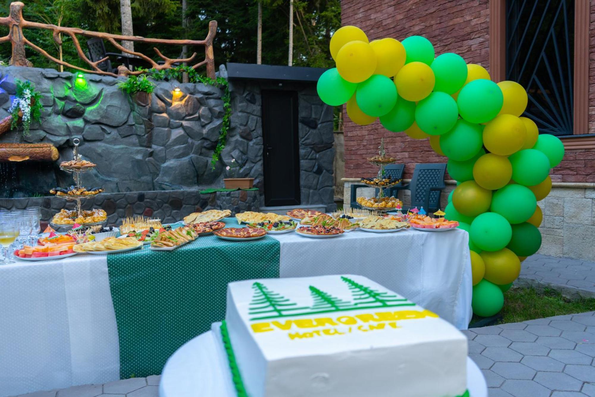 Hotel Evergreen Borjomi Ngoại thất bức ảnh